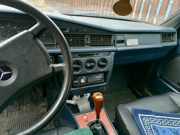 Mercedes-Benz 190 (W201), 1984 г.