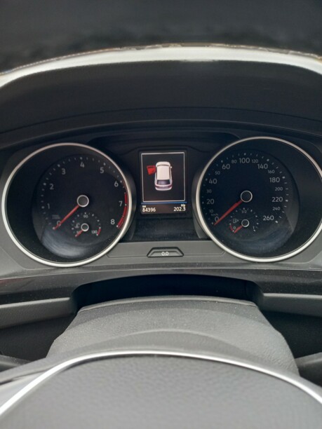 Volkswagen Tiguan II, 2019 г.
