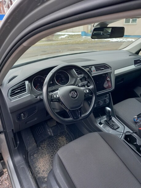Volkswagen Tiguan II, 2019 г.