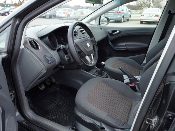 SEAT Ibiza IV, 2010 г.