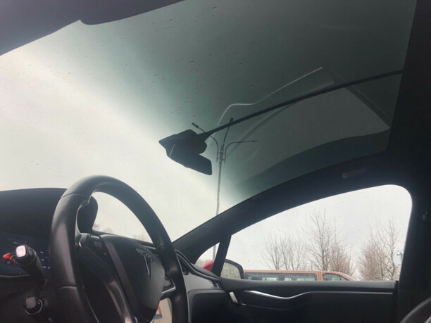 Tesla Model X, 6 мест, 2016 г.