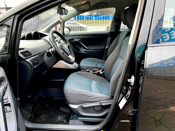 Toyota Verso I · Рестайлинг, 2013 г.