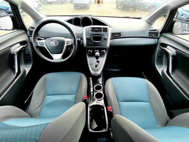 Toyota Verso I · Рестайлинг, 2013 г.