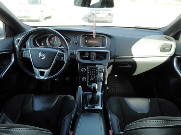 Volvo V40 II, 2015 г.