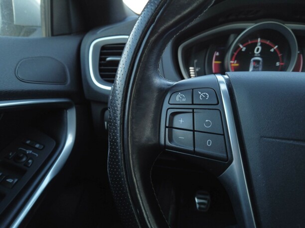 Volvo V40 II, 2015 г.