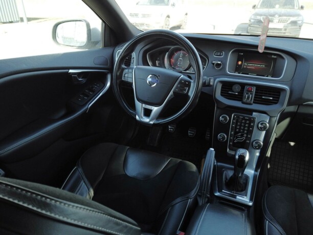 Volvo V40 II, 2015 г.