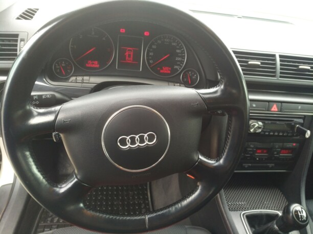 Audi A4 B6, 2003 г.