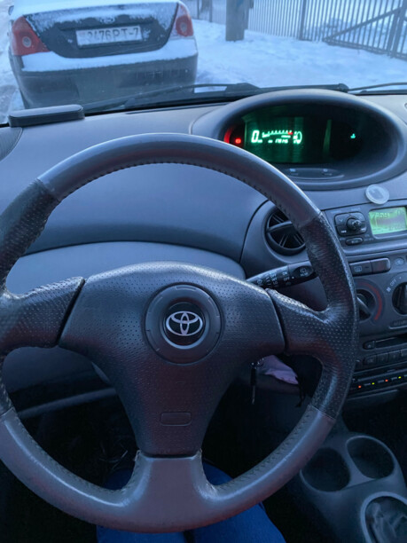 Toyota Yaris I (P1), 2001 г.