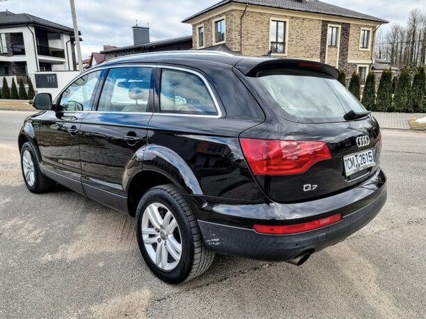 Audi Q7 4L, 7 мест, 2008 г.