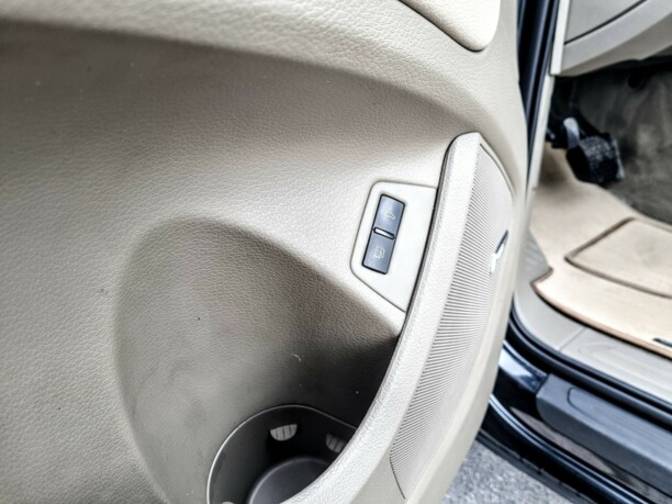 Audi Q7 4L, 7 мест, 2008 г.