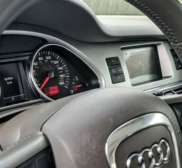Audi Q7 4L, 7 мест, 2008 г.