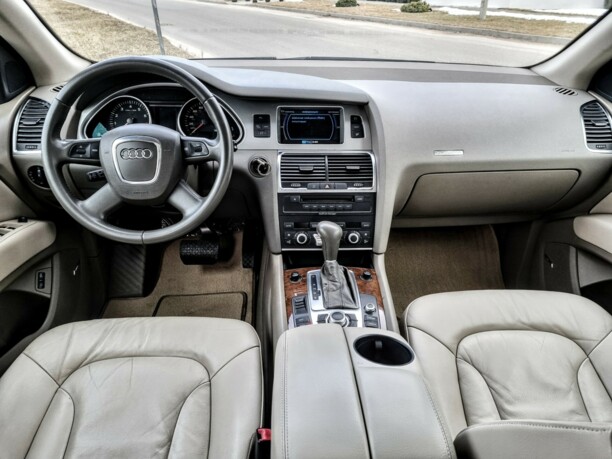 Audi Q7 4L, 7 мест, 2008 г.