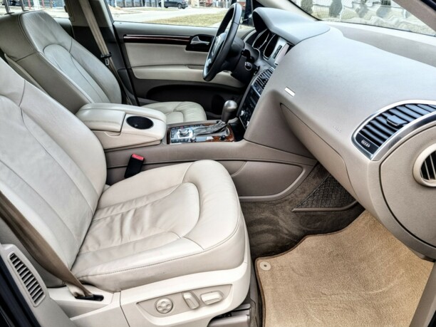 Audi Q7 4L, 7 мест, 2008 г.