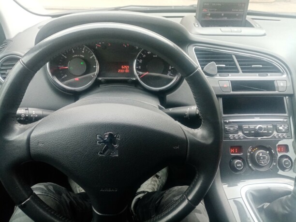 Peugeot 5008 I, 2011 г.