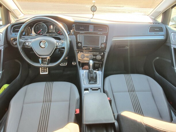 Volkswagen Golf VII, 2015 г.