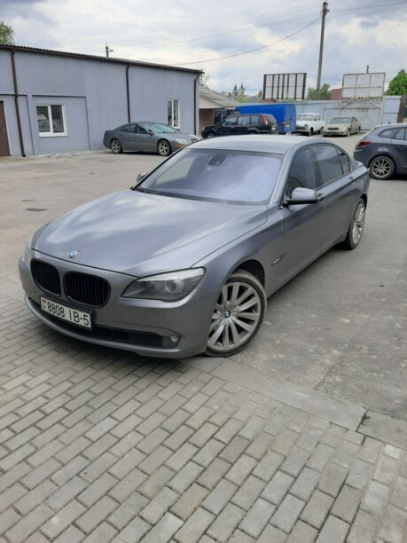 BMW 7 серия F02 (Long), 2009 г.