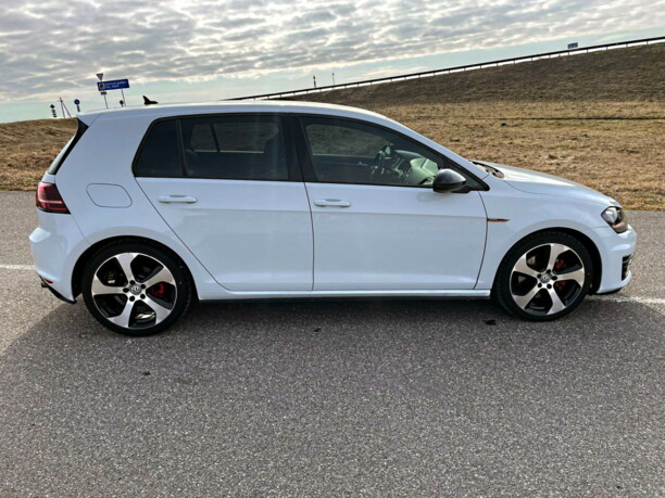 Volkswagen Golf GTI VII, 2017 г.