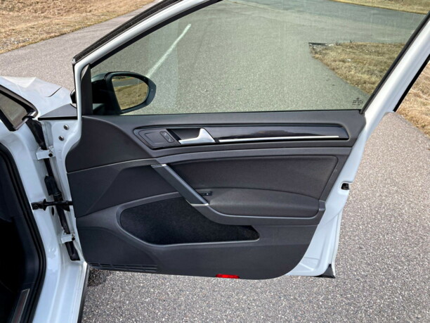 Volkswagen Golf GTI VII, 2017 г.