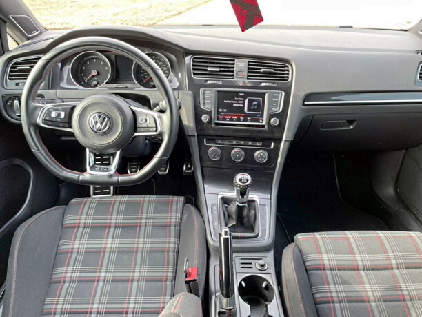 Volkswagen Golf GTI VII, 2017 г.