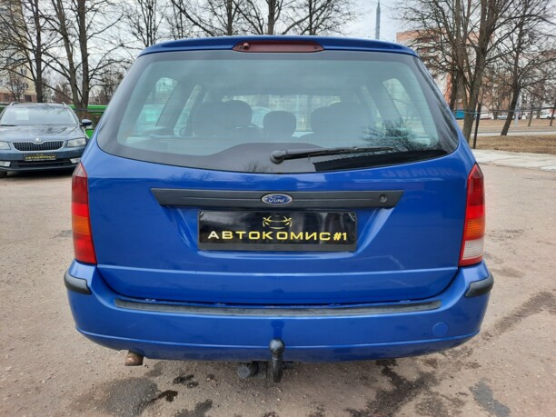 Ford Focus I · Рестайлинг, 2001 г.