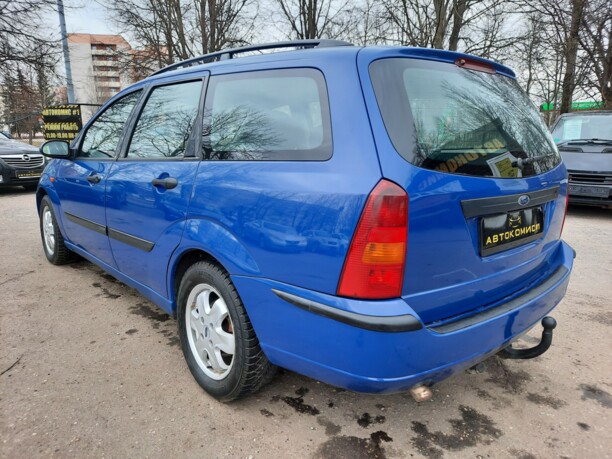 Ford Focus I · Рестайлинг, 2001 г.