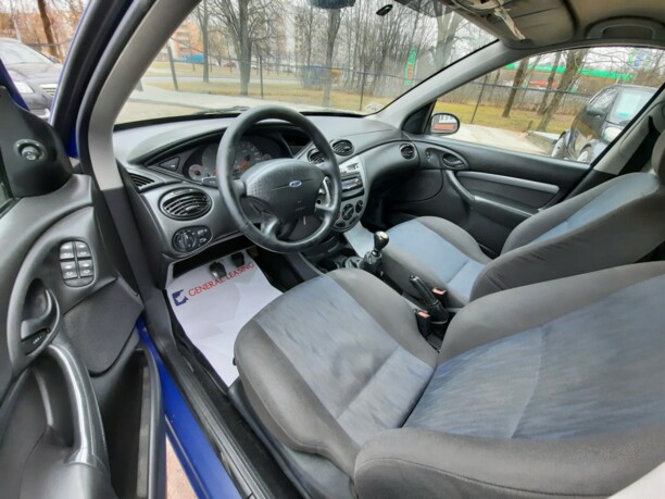 Ford Focus I · Рестайлинг, 2001 г.
