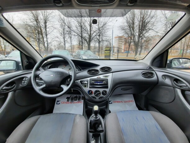 Ford Focus I · Рестайлинг, 2001 г.