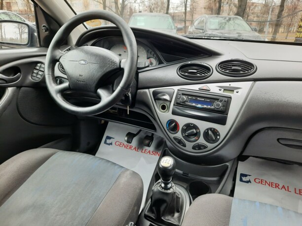 Ford Focus I · Рестайлинг, 2001 г.