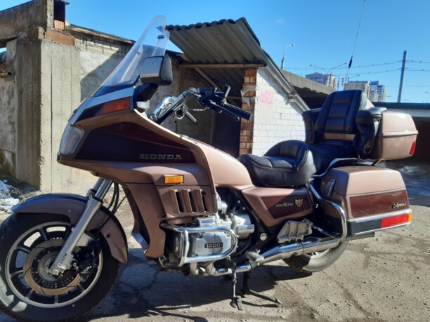 Honda Gold Wing GL1200 , 1986 г.