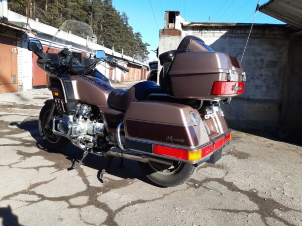 Honda Gold Wing GL1200 , 1986 г.