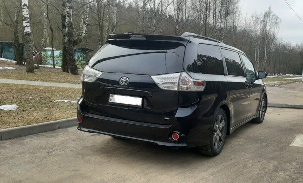Toyota Sienna III (XL30) · 2-й рестайлинг, 7 мест, 2017 г.