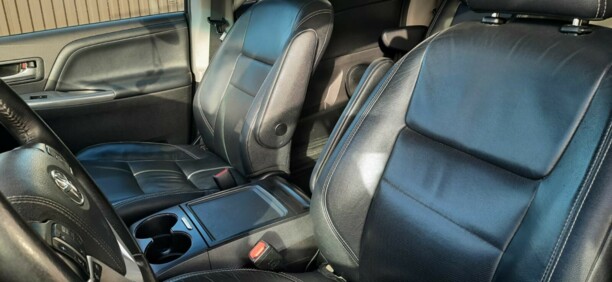 Toyota Sienna III (XL30) · 2-й рестайлинг, 7 мест, 2017 г.