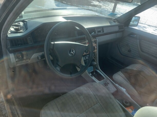 Mercedes-Benz E-Класс W124, S124, C124, A124, 1985 г.