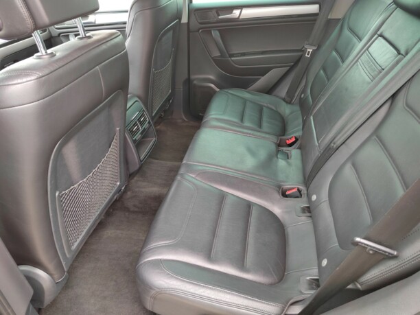 Volkswagen Touareg II, 2011 г.