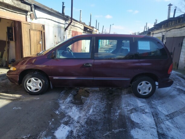 Dodge Caravan III, 7 мест, 1999 г.