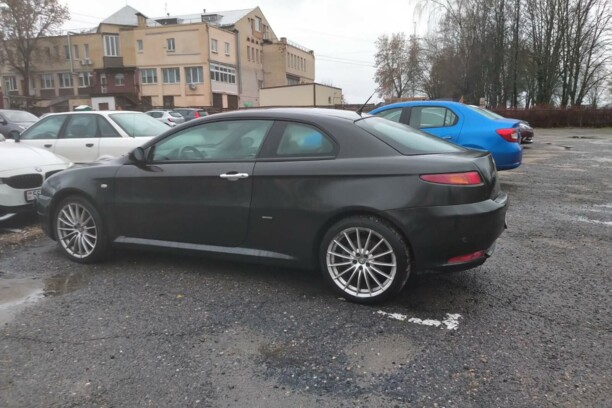 Alfa Romeo GT, 2005 г.
