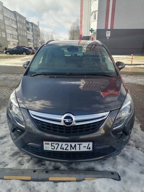 Opel Zafira C, 7 мест, 2016 г.