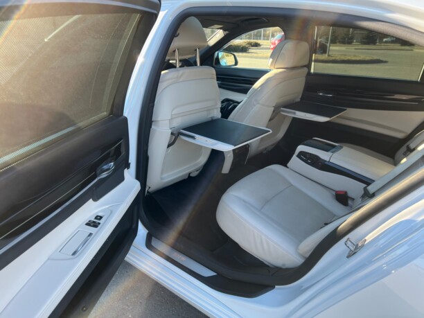 BMW 7 серия F02 (Long), 2013 г.