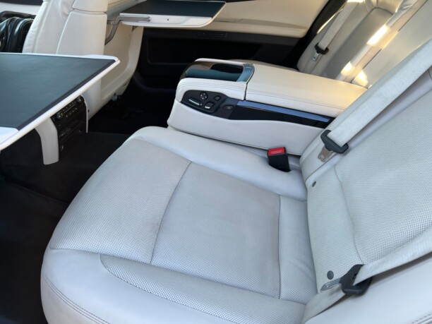 BMW 7 серия F02 (Long), 2013 г.