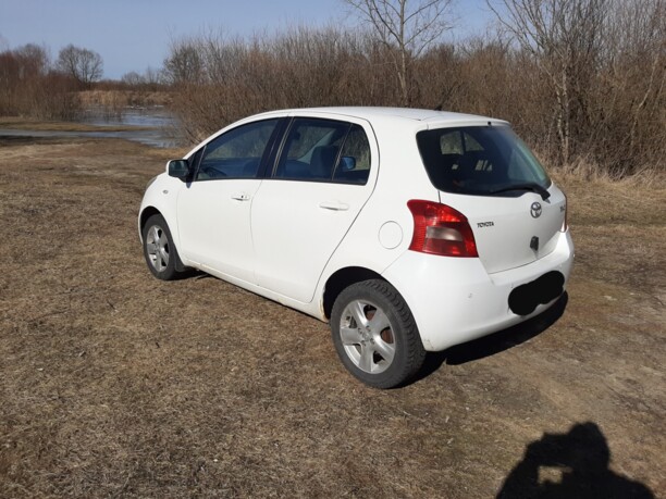 Toyota Yaris II (XP9), 2006 г.