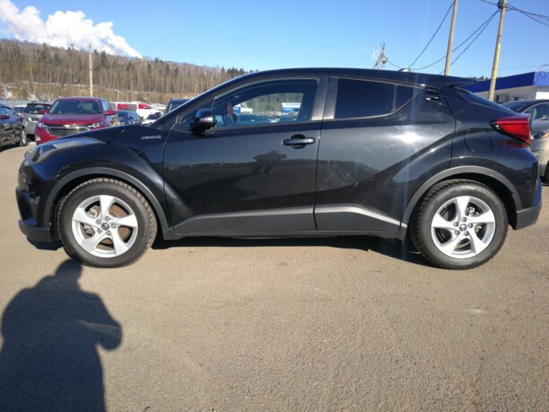 Toyota C-HR, 2018 г.