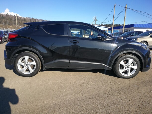 Toyota C-HR, 2018 г.