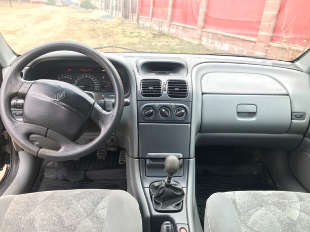 Renault Laguna I, 2000 г.