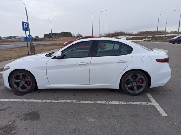 Alfa Romeo Giulia, 2017 г.