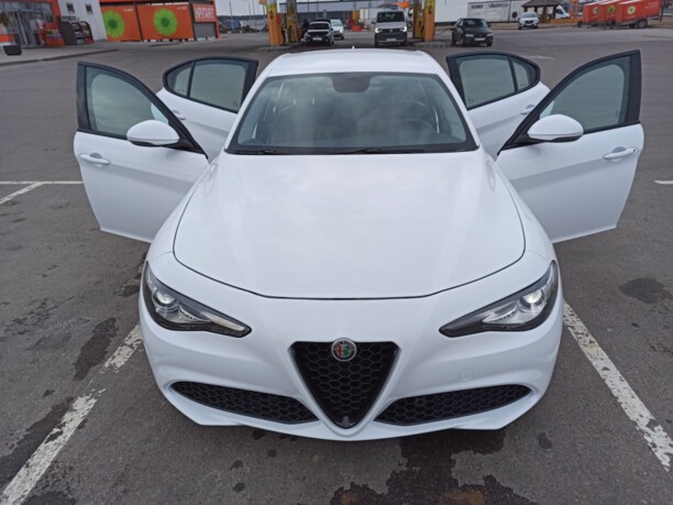 Alfa Romeo Giulia, 2017 г.