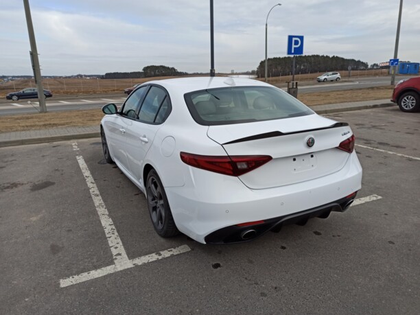 Alfa Romeo Giulia, 2017 г.