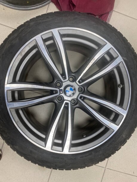 BMW M R19 3.5x19 10x112 4 шт.