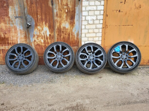 Land Rover 9.5x22 5x120 4 шт.