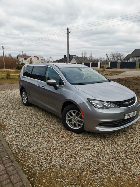 Chrysler Pacifica II, 7 мест, 2017 г.