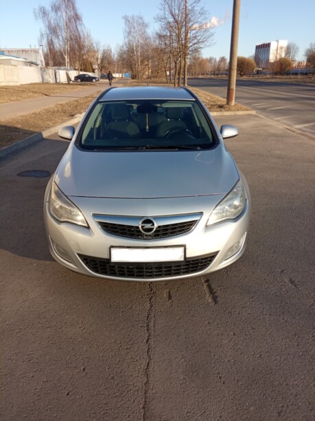 Opel Astra J, 2011 г.